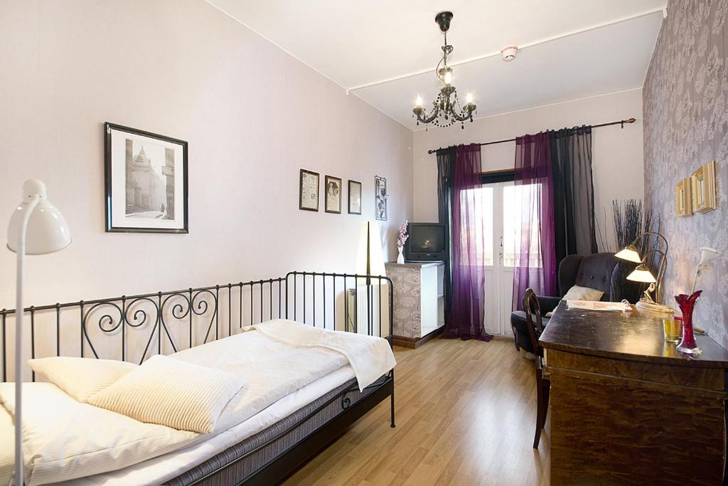 Postel nebo postele na pokoji v ubytování Hotell Aina