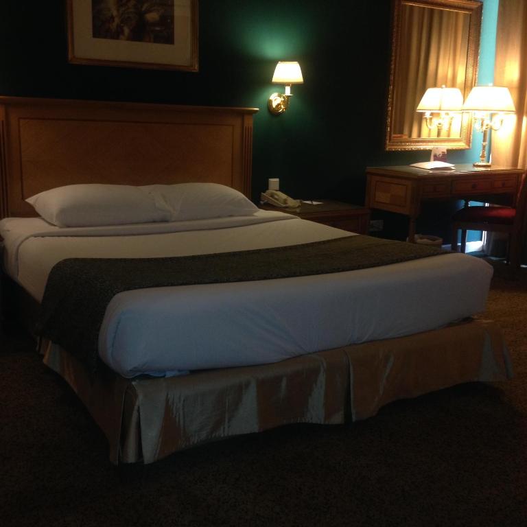 Postel nebo postele na pokoji v ubytování Amarante Pyramids Hotel