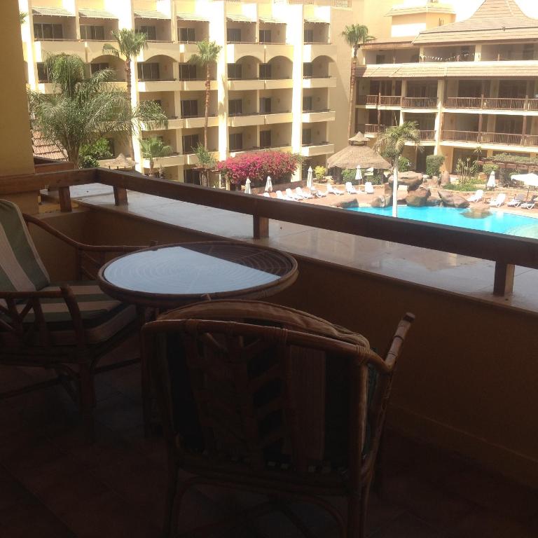 Bazén v ubytování Amarante Pyramids Hotel nebo v jeho okolí