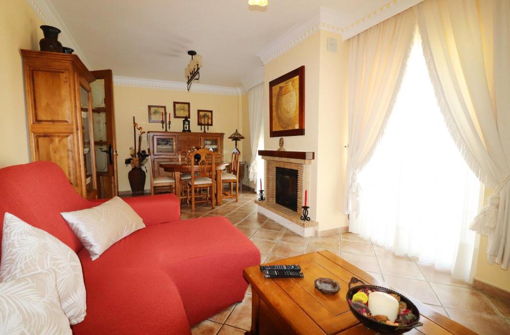A seating area at Casa Sandra Spainsunrentals 1165