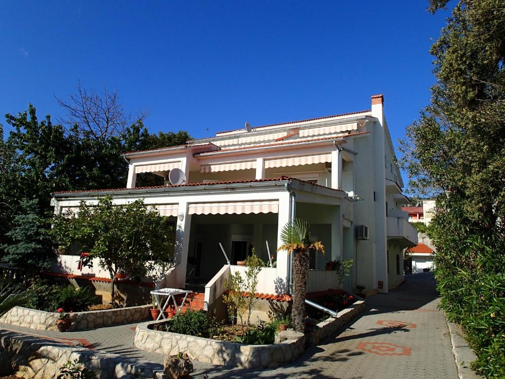 Apartments Felicce - Apartamento Con Balcón