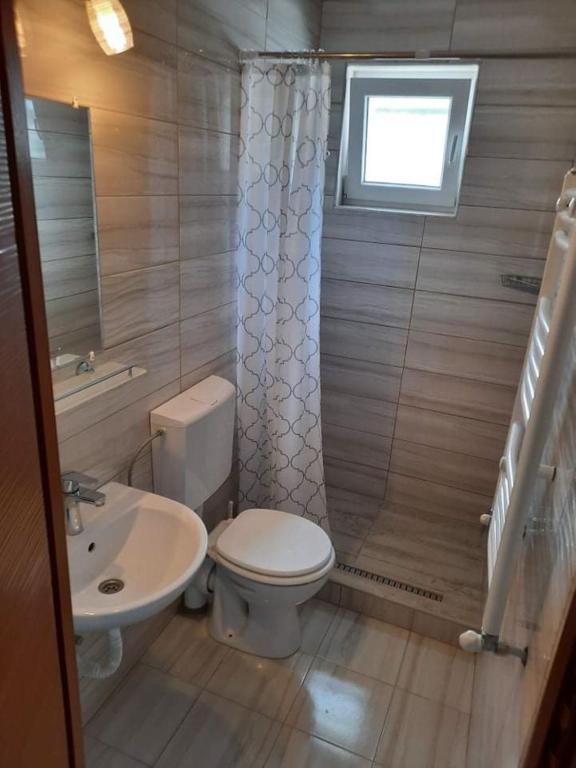 Kúpeľňa v ubytovaní Fiesta Apartman