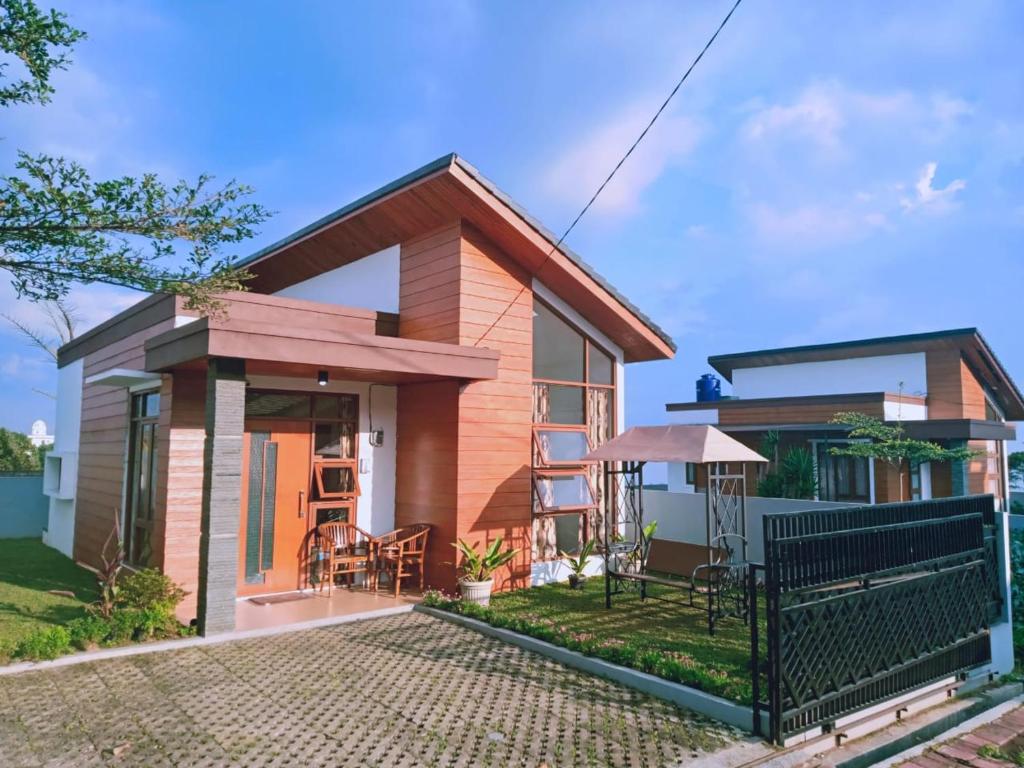 Villa Lembang Syariah near park & Zoo - Villa Con 2 Camere Da Letto