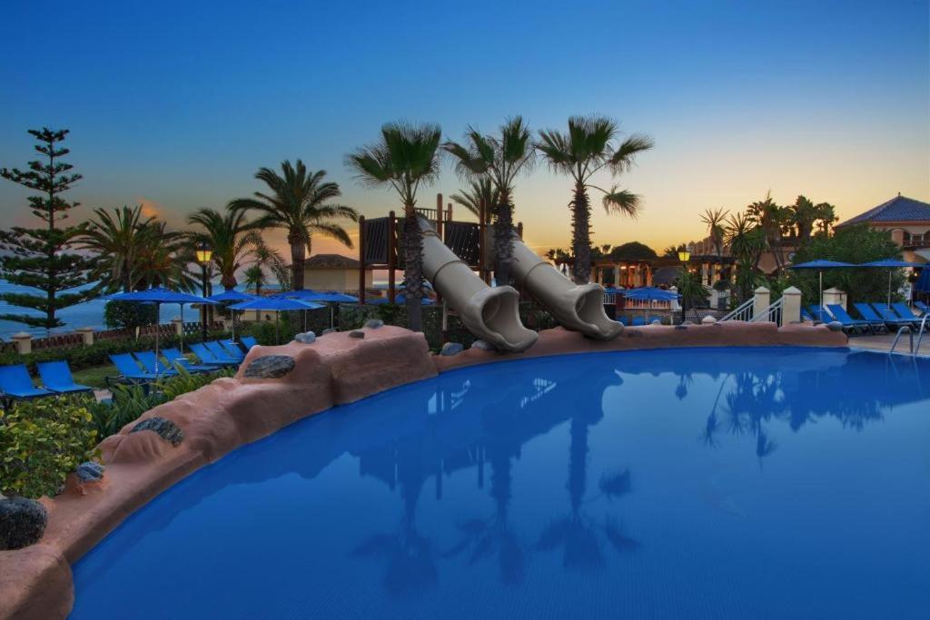 Marriotts Marbella Beach Resort (Spanien Marbella) - Booking.com