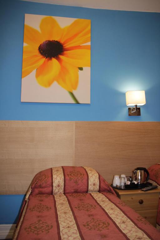 The Grapevine Hotel - Quad Ensuite
