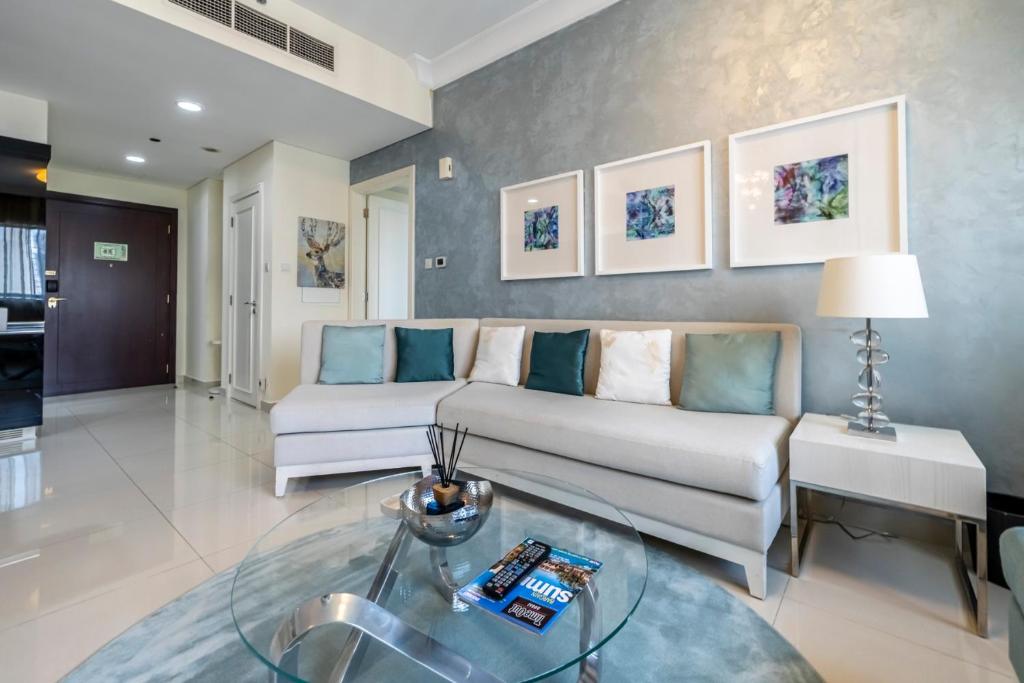 Apartment DHH - Two BR Next to Burj Khalifa, Dubai, UAE - Booking.com