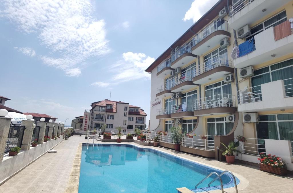 Bazén v ubytování Santorini Sveti Vlas nebo v jeho okolí