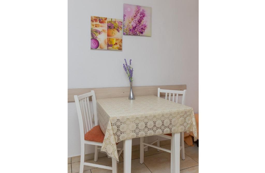 Apartments Lovro - 12