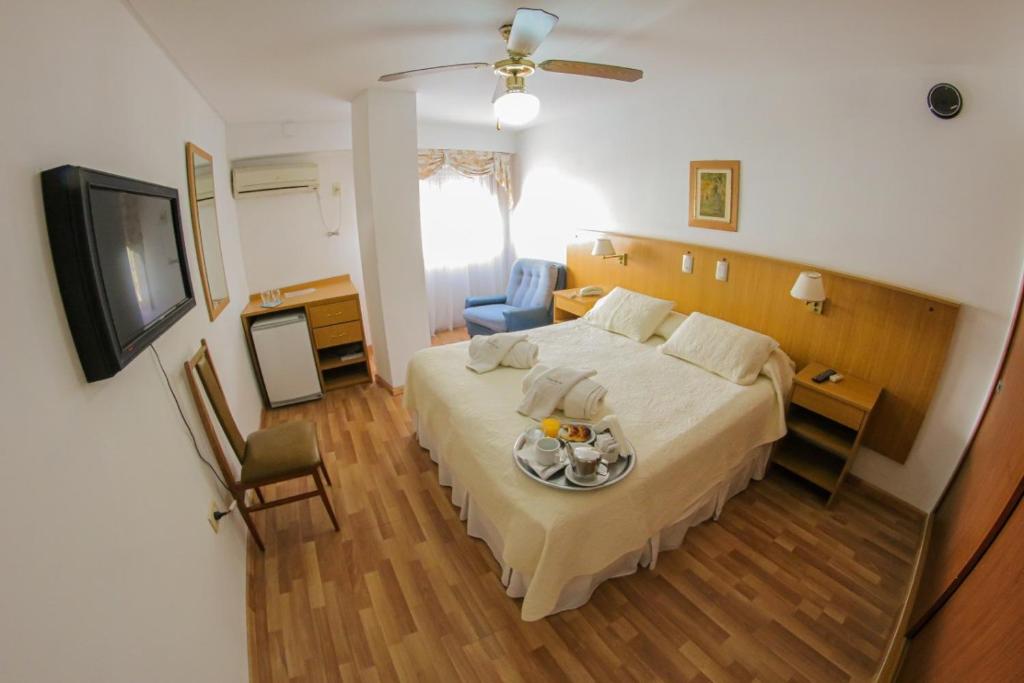 Hostal Del Sol Spa - 