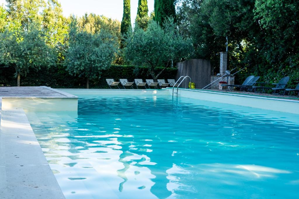 Bazén v ubytovaní Hotel & Spa Villa dei Mosaici alebo v jeho blízkosti