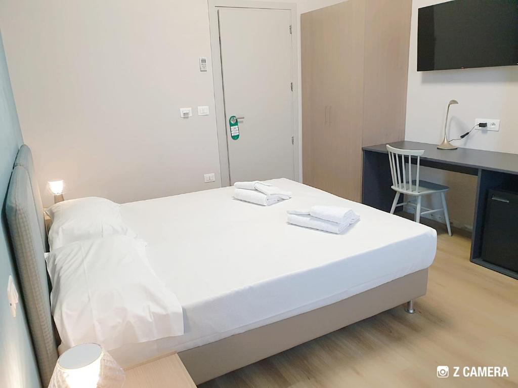 Hotel De La Ville depandance di Hotel Augustus - Classic Double Or Twin Room