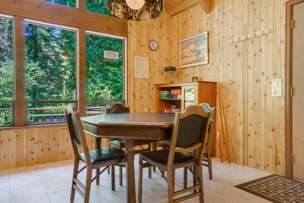 Fotografie z fotogalerie ubytování Yakima River Cabin v destinaci Cle Elum