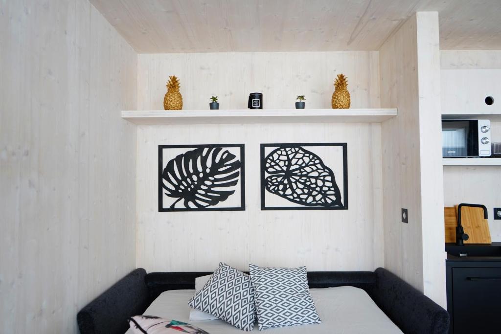 Posedenie v ubytovaní Boutique style eco-beachhouse, private jacuzzi