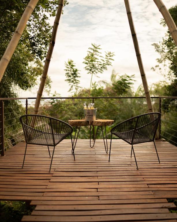 Balkón nebo terasa v ubytování Tava Glamping Cerro