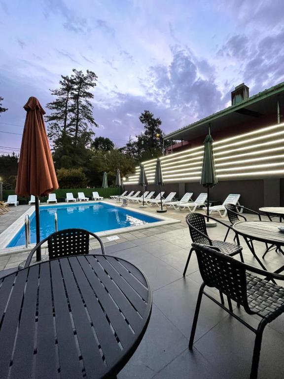 Bazén v ubytování Hotel Condori nebo v jeho okolí