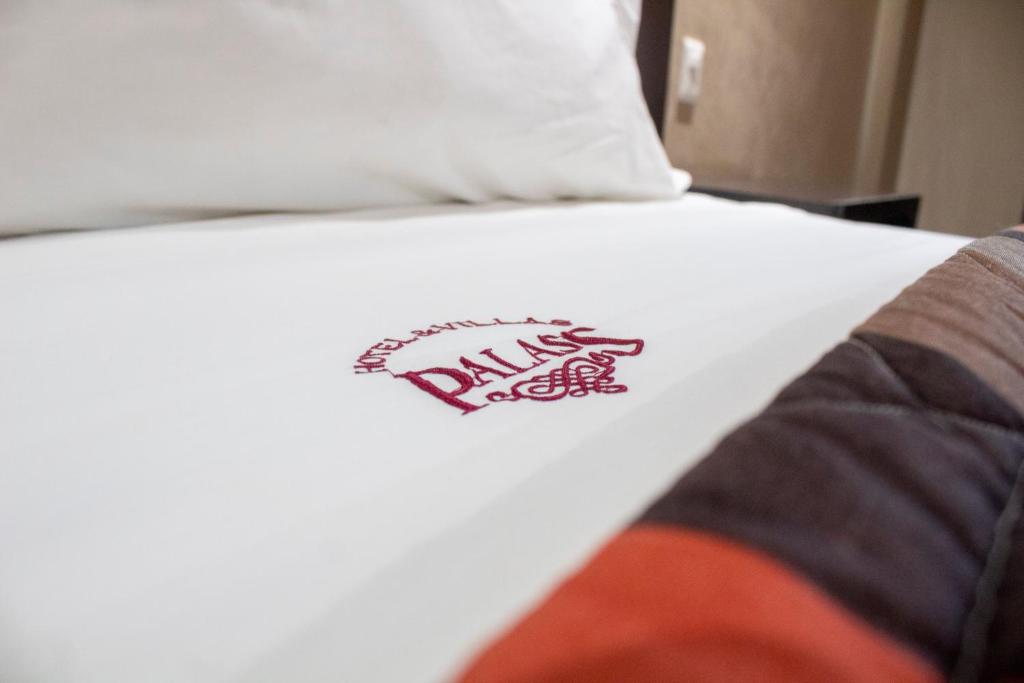 Hotel Palass - 豪华双人间，带有两张双人床