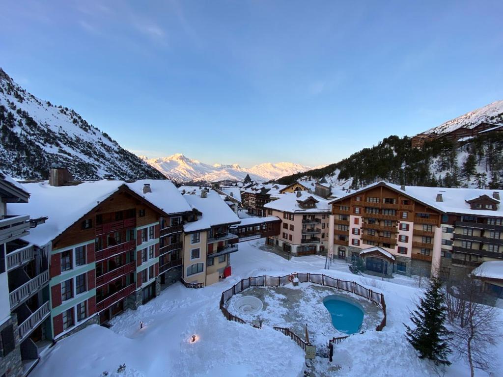 arial view of a resort in the snow at Hameau du Glacier 524 - Arc 1950 le village in Bourg-Saint-Maurice