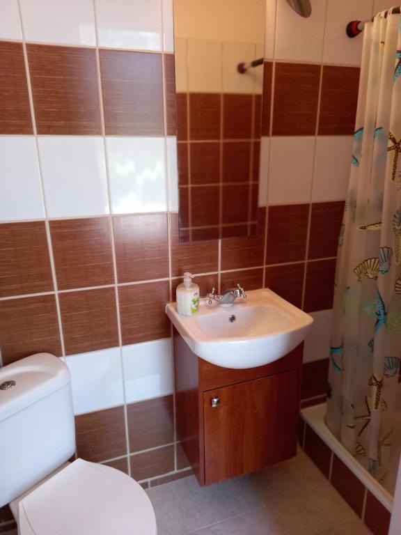 Koupelna v ubytování Hotel Koruna penzion