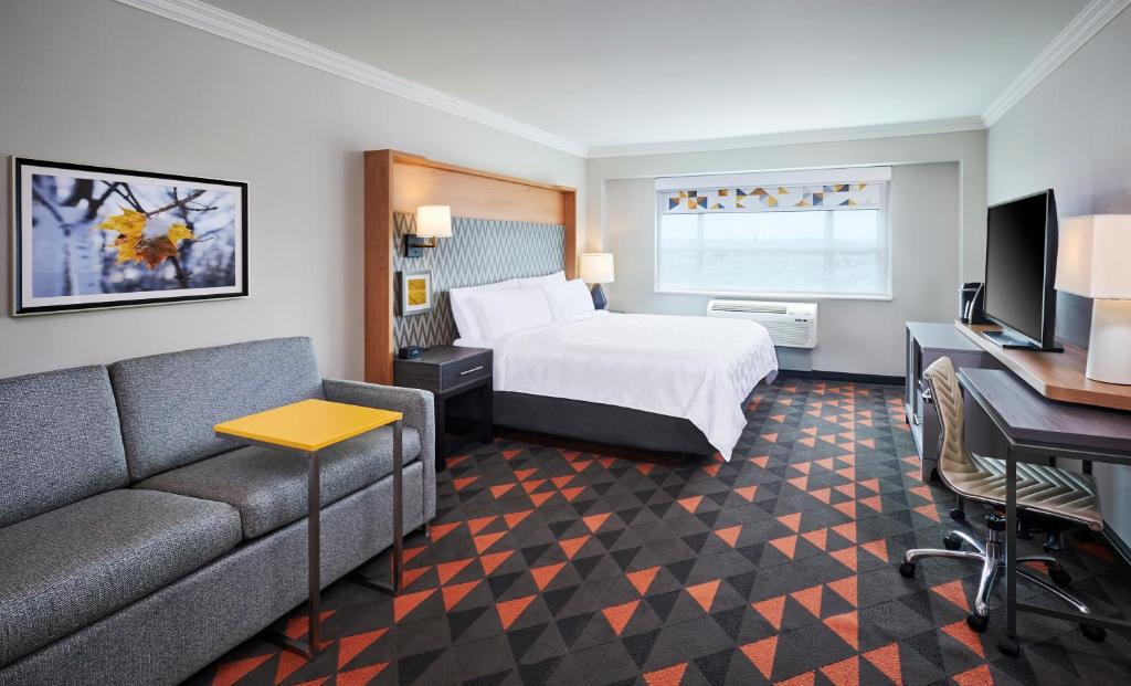 Holiday Inn & Suites Oakville at Bronte by IHG - Standaardruimte