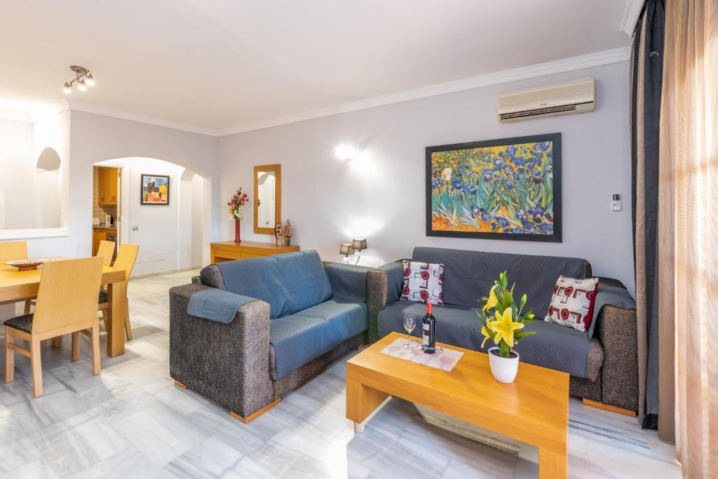 Mijas Oasis 2hab. piscina, WiFi y AC, Mijas – Bijgewerkte ...