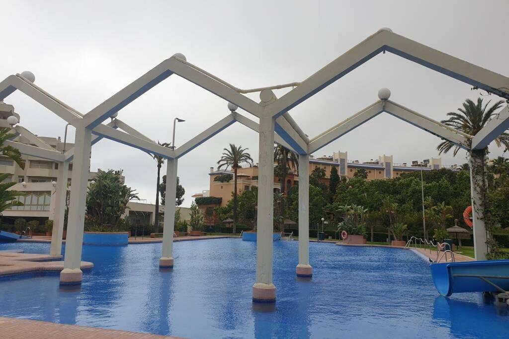 Fotografie z fotogalerie ubytování Benal beach bloque 3 vista al mar v destinaci Benalmádena