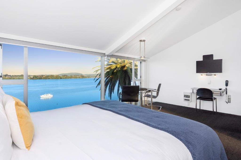 
Superior Suite - Water Front
