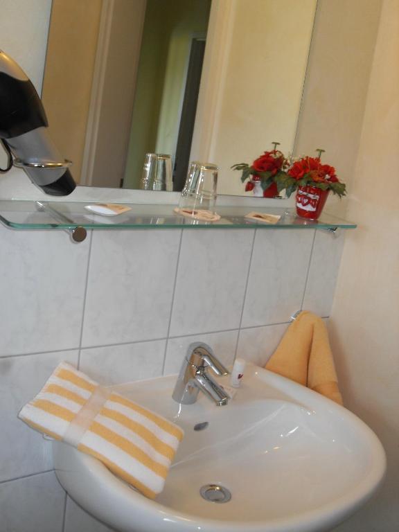 Koupelna v ubytování Hotel Brückentor