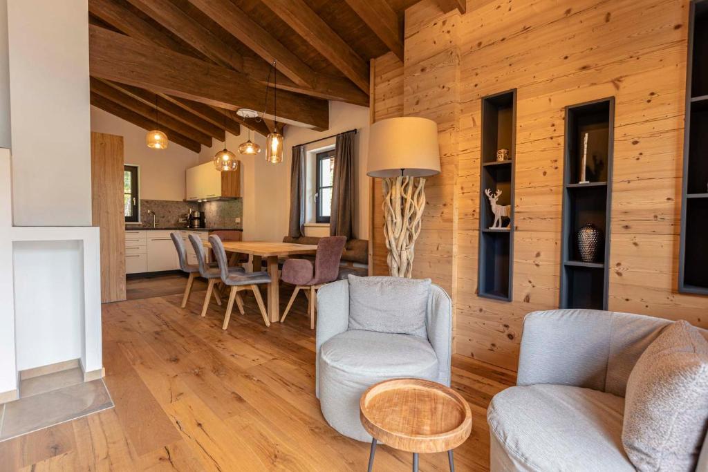 Posedenie v ubytovaní Turrach Lodges by ALPS RESORTS