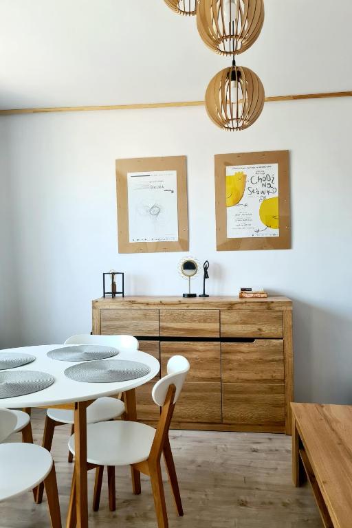 Apartament Wałbrzych / Piaskowa Góra - Квартира с одной спальней