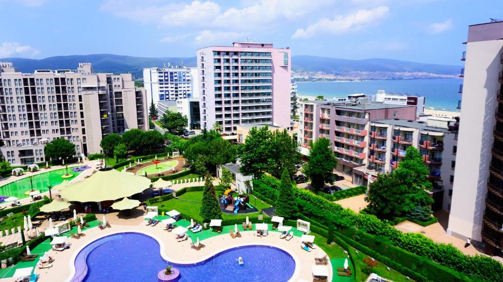 Роял Барсело - Royal Sea View Sunny Beach