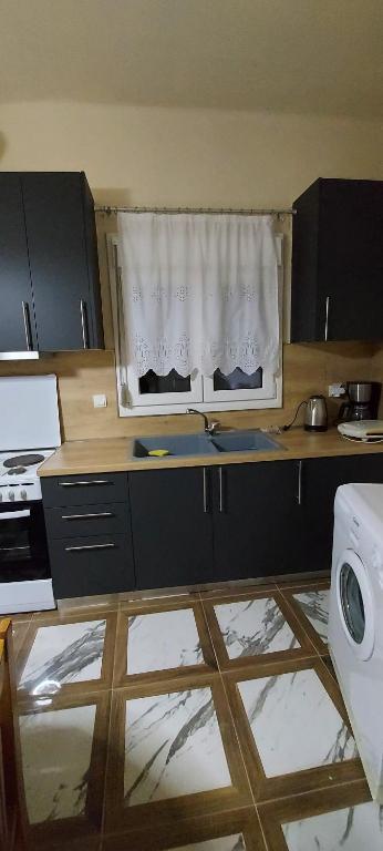 Meteora Mary's mansion - 4