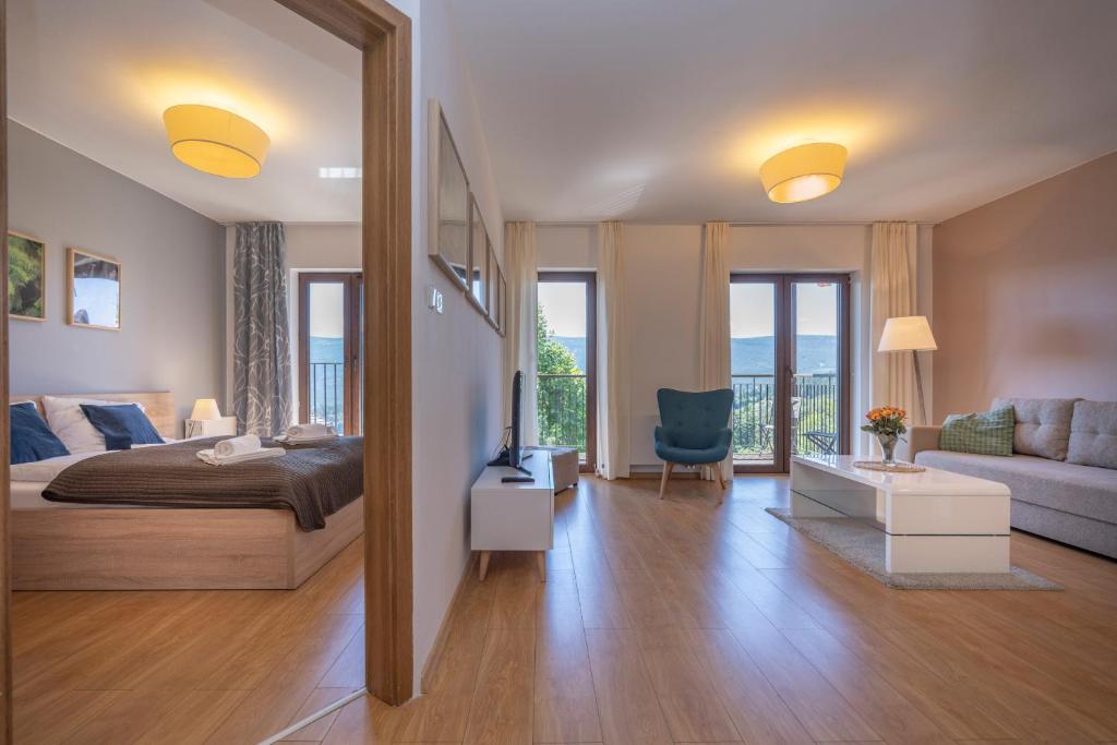 Posezení v ubytování RentPlanet - Apartamenty Górna Resorts
