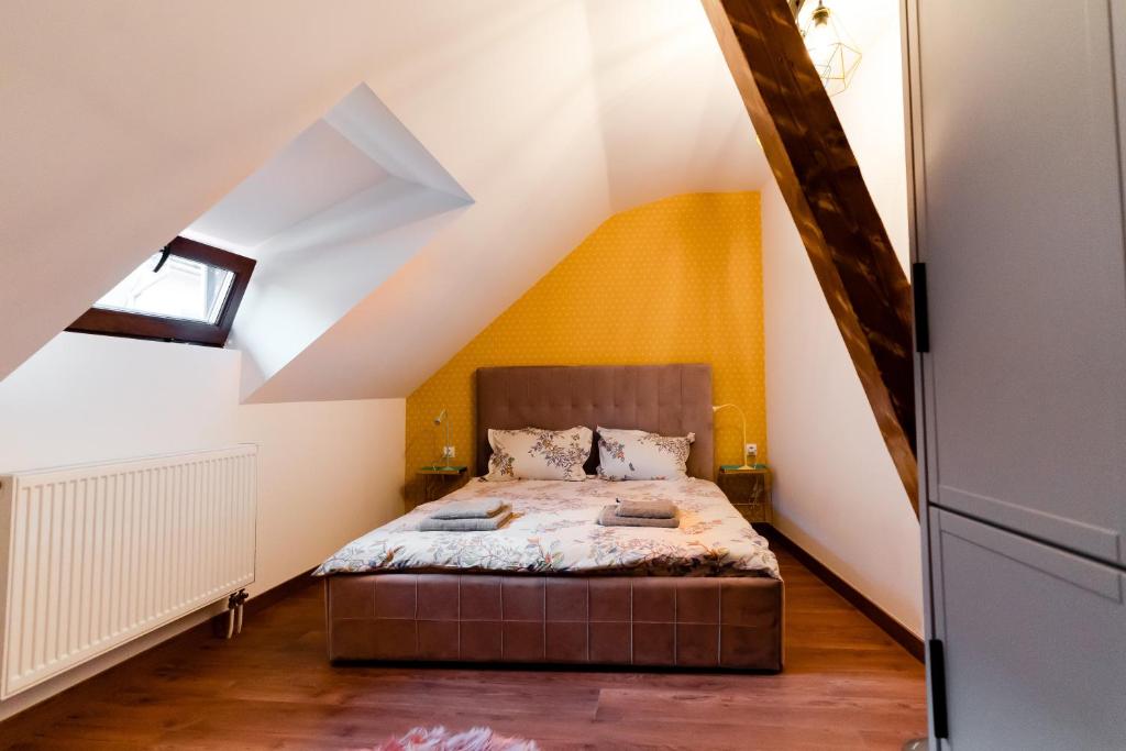 Galeria Grafit Apartments - Deluxe Apartment
