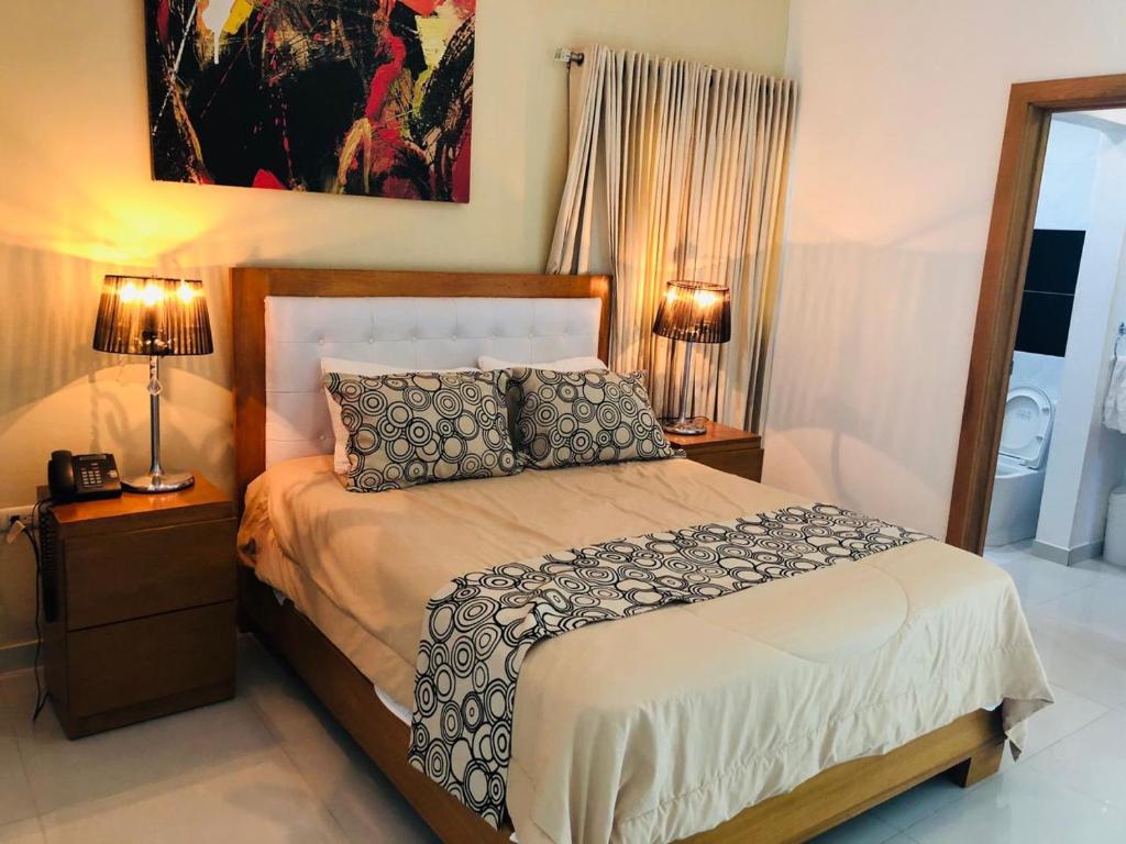 Dpravia Hotel SRL - Deluxe Room (2 Adults + 1 Child)