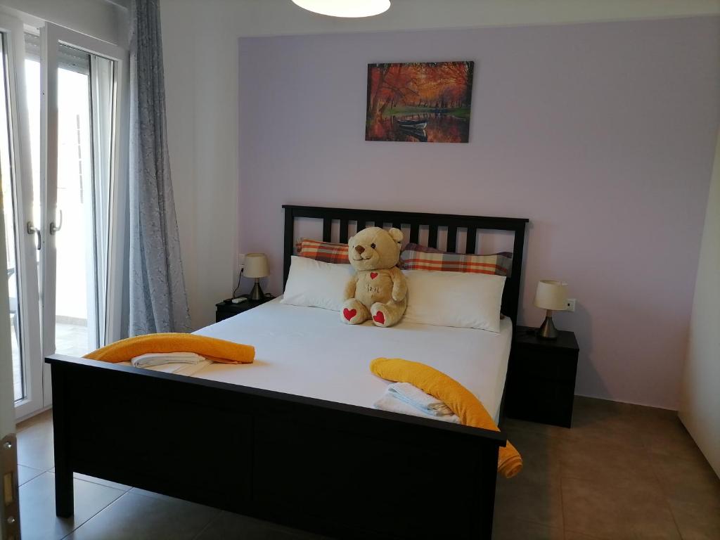Posteľ alebo postele v izbe v ubytovaní “Theeporto” Maisonette with pool
