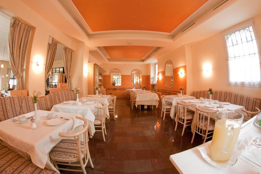 Restaurace v ubytování Hotel Cles