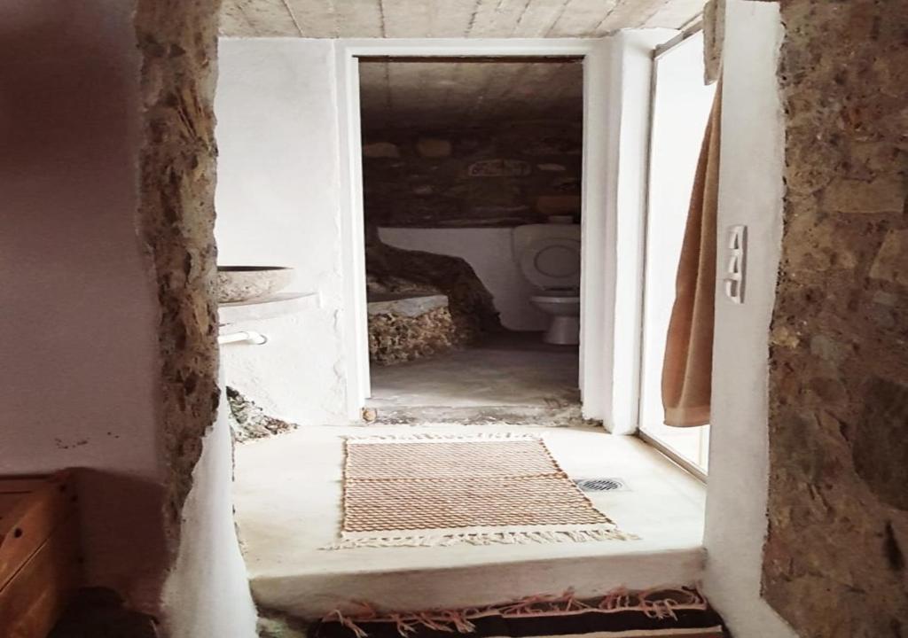 Gallery image of Traditional Cycladic house in Serifos Chora