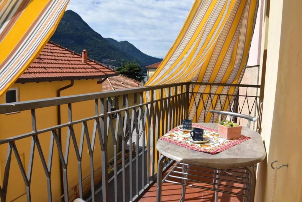 Nespecifikovaný výhled na hory nebo výhled na hory při pohledu z apartmánu