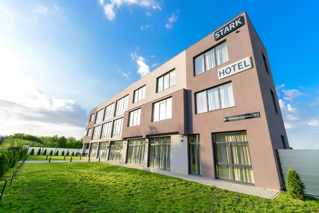 Budova, kde se hotel nachází