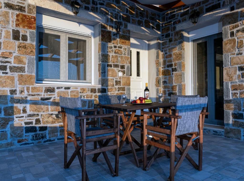 Kép Apartments Kalaitzakis with private pool szállásáról Szitíában a galériában