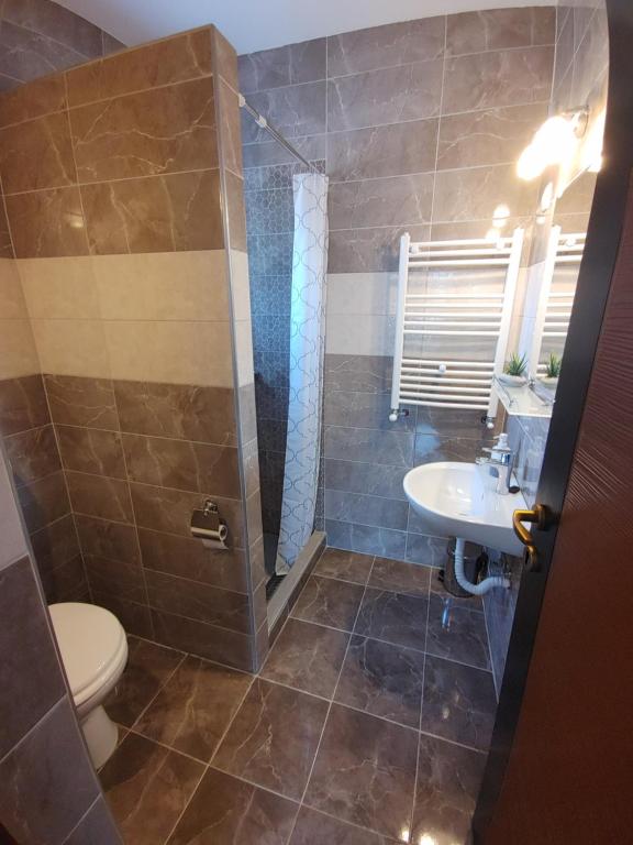 Kúpeľňa v ubytovaní Fiesta Apartman