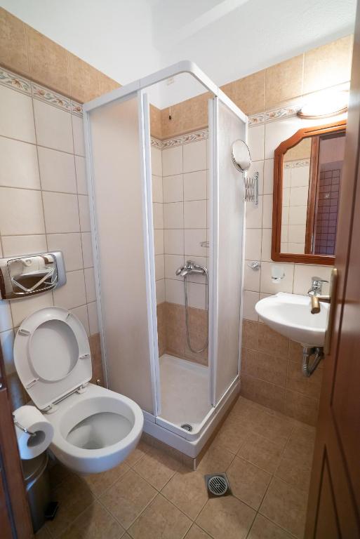 Kúpeľňa v ubytovaní Hotel Ainareti