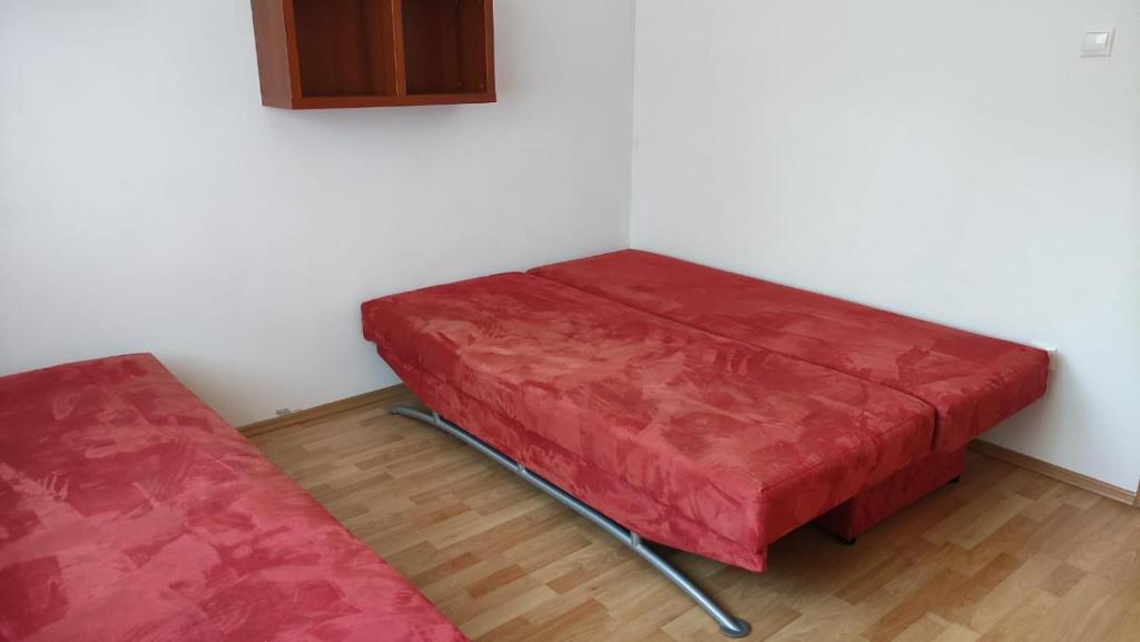 Posteľ alebo postele v izbe v ubytovaní Mona apartment
