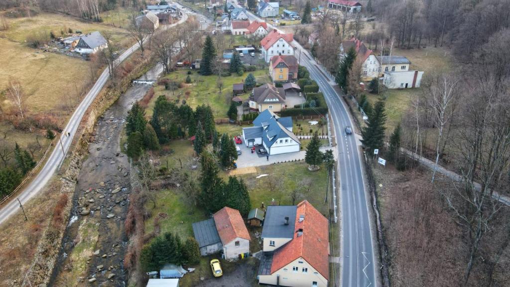 ENKLAWA NAD KWISĄ [APARTAMENT 1] - One-Bedroom Apartment