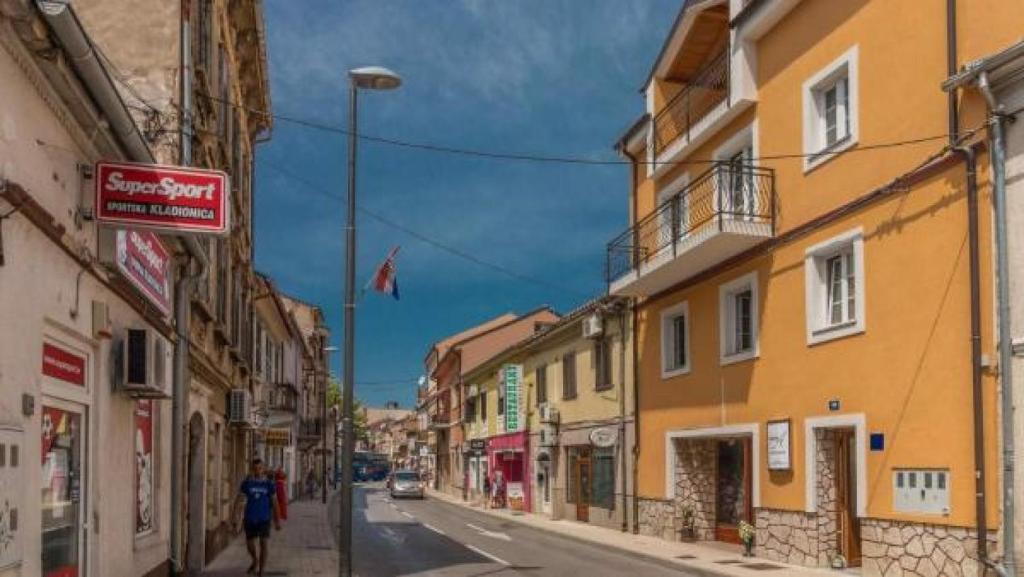 Η γειτονιά γύρω από ή μία γειτονιά κοντά σε αυτό το διαμέρισμα