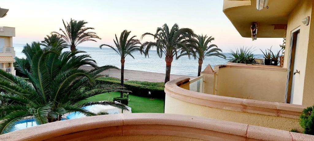 A general sea view or a sea view taken from Az apartmant
