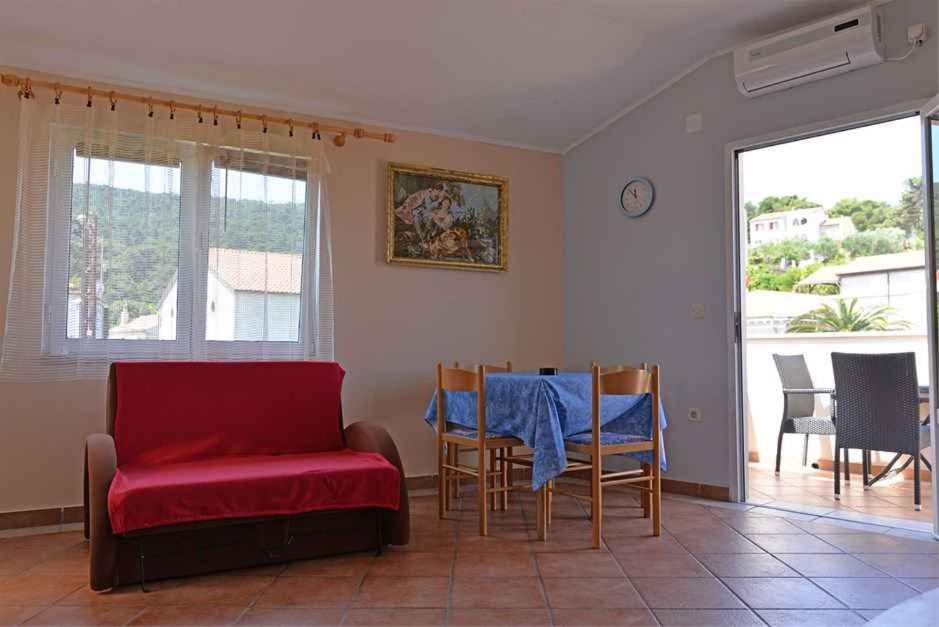 Fotografia z galérie ubytovania Apartments in Veli Losinj 33612 vo Veli Lošinj