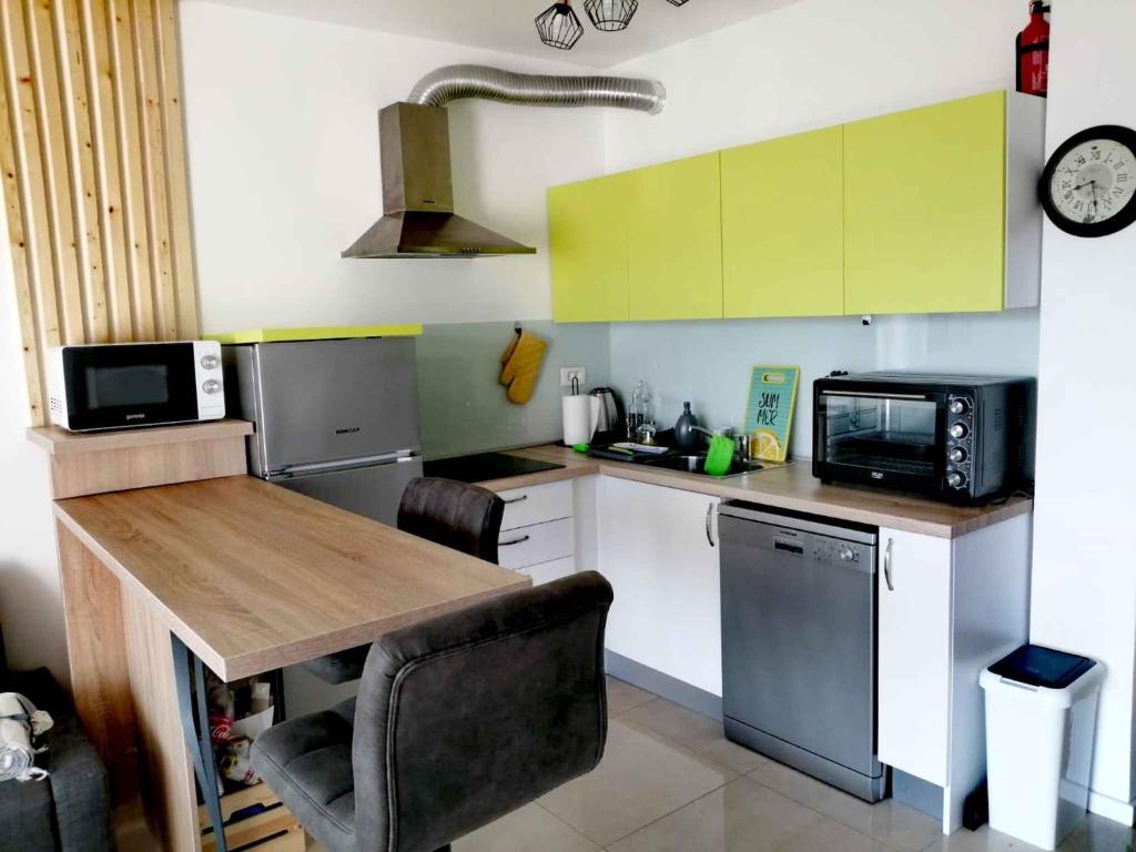 Kuchyň nebo kuchyňský kout v ubytování Apartment in Silo/Insel Krk 36991
