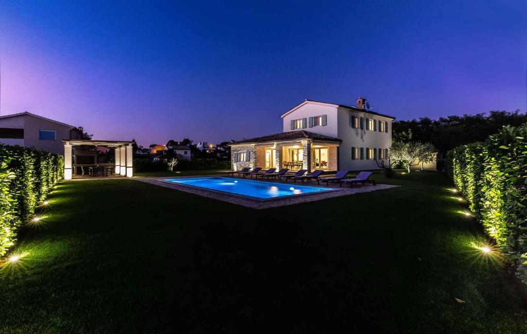 Fotografie z fotogalerie ubytování Holiday home in Krancici/Istrien 37015 v destinaci Kaštelir