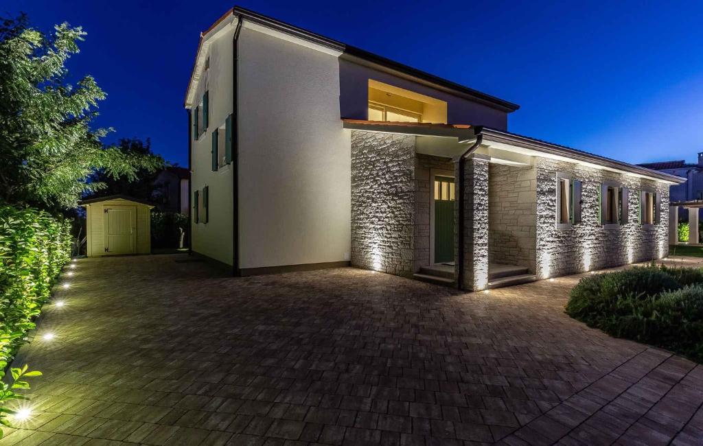 Fotografie z fotogalerie ubytování Holiday home in Krancici/Istrien 37015 v destinaci Kaštelir